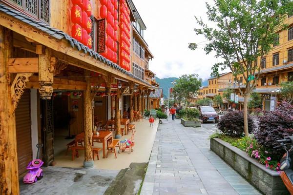 泰山区举行“赏文化 品年味”冬季“村晚”